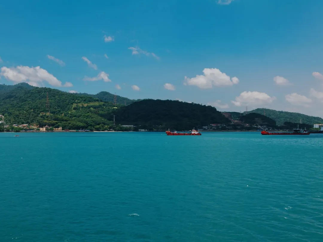 深圳大族环保废气处理设备技术解析：从RTO到活性炭吸附的选型要点
